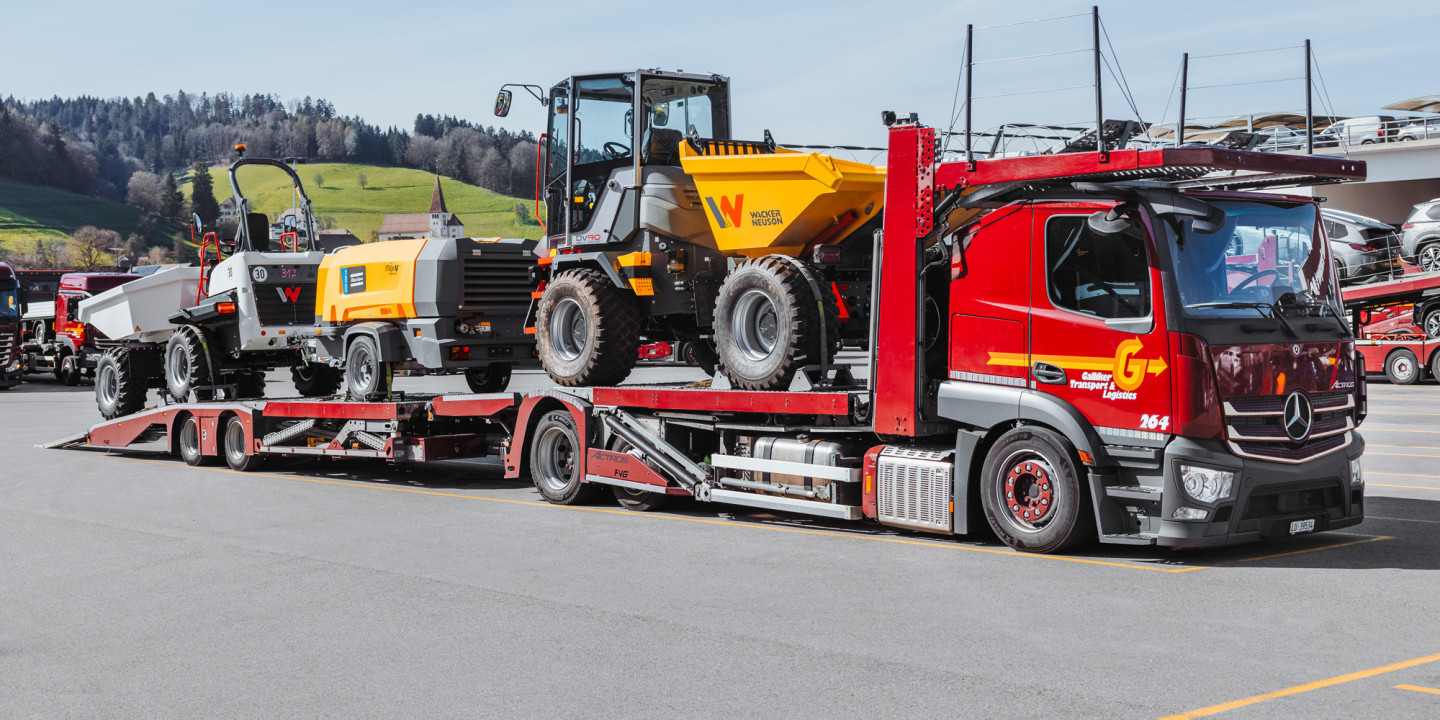 Rad Logistics Rad-Raupen-Logistik mit Spezialfahrzeugen